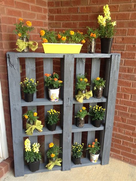 DIY Pallet Planter Inspiration | 20 Creative Upcycled Pallet Garden ...