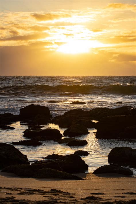 Sunrise over Bronte Beach Rockpool 1363277 Stock Photo at Vecteezy