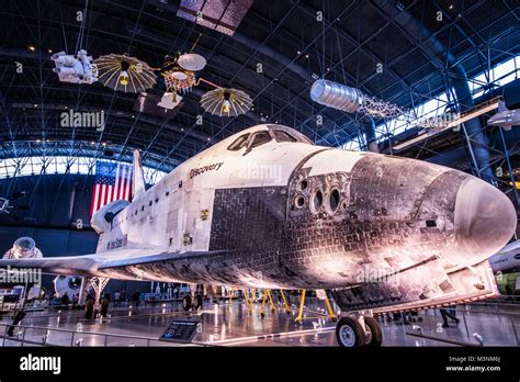 Discovery Space Shuttle, Smithsonian Museum Stock Photo: 174424506 - Alamy