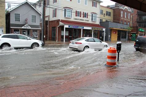 Heavy rain briefly floods Main Street, surrounding roads | News ...