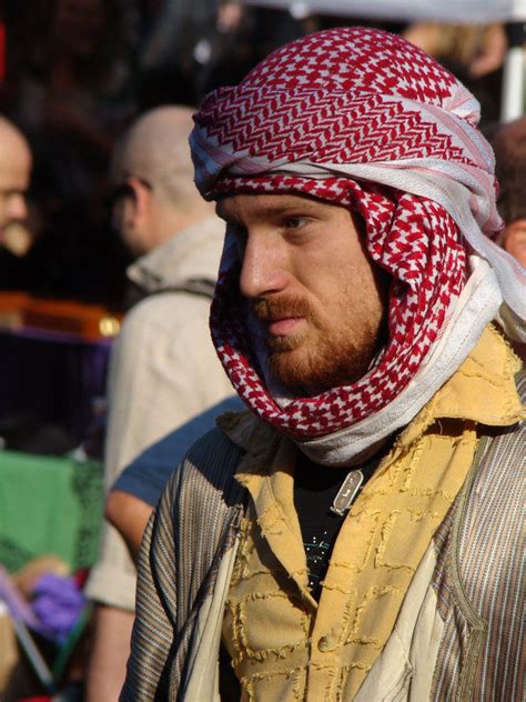 What is the resemblance of the red keffiyeh? | Handmade Palestine