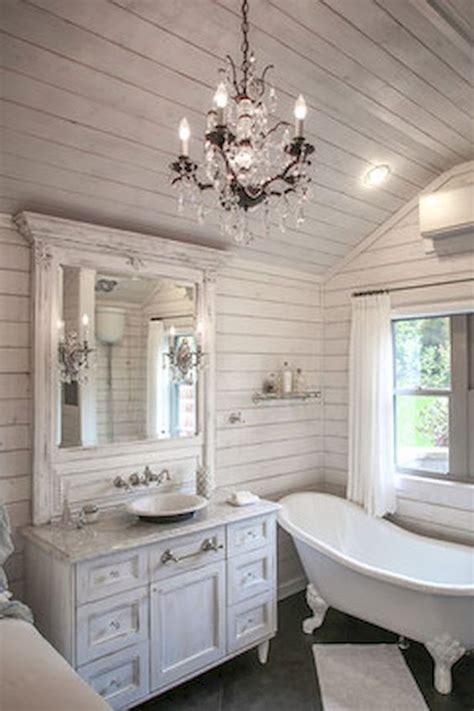 35+ Vintage Farmhouse Bathroom Decor Design Ideas in 2020 (With images) | Top bathroom design ...