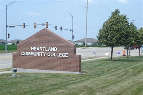 Heartland Community College celebrates 25th anniversary | WJBC AM 1230