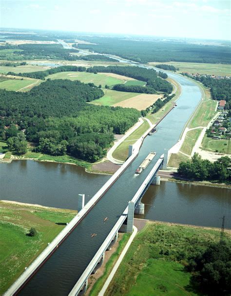 Magdeburg Water Bridge, Germany. | Puentes del mundo, Paisaje increibles, Lugares increibles