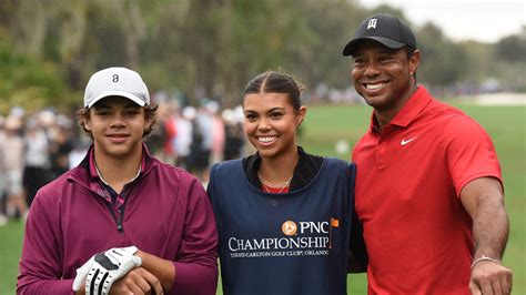 Tiger Woods thanks mom after winning golf's 'highest honor': Get to know his family - ABC News