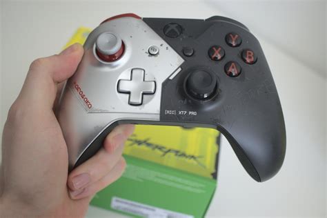 The Cyberpunk 2077 Xbox controller is still on sale, while stocks last ...