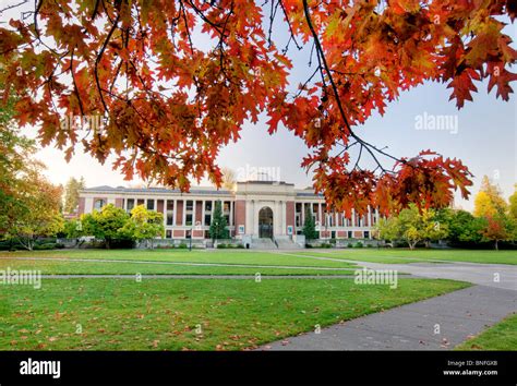 Memorial Union building with fall color. Oregon State University Stock ...