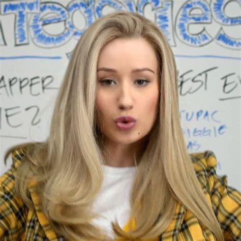 Mark Willis : Iggy Azalea Releases ‘Clueless’ Themed Music Video For New Single ‘Fancy’