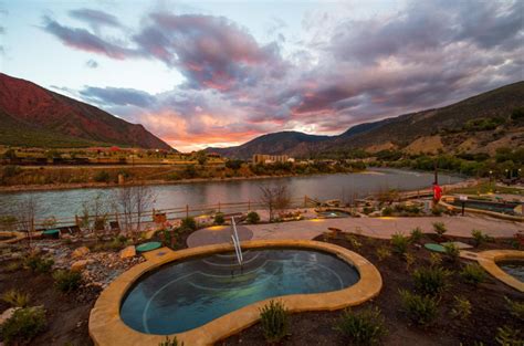 Iron Mountain Hot Springs || Colorado pools - Tips & Review