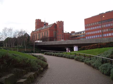 File:University of sheffield.JPG - Wikimedia Commons