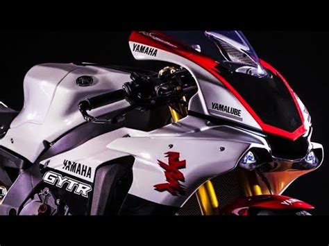 2022 Yamaha R1 Colors