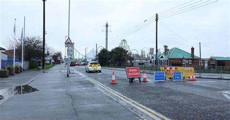 Skegness police incident live as road near Ingoldmells and Fantasy Island shut - YorkshireLive