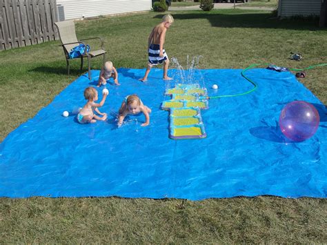 1 Little Dude and 3 Little Ladies: It's Our very Own Splash Pad