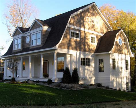 Best Craftsman Dormer Gambrel Roof Design Ideas & Remodel Pictures | Houzz