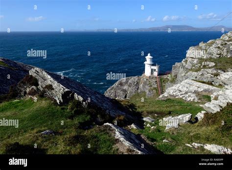 lighthouse,pilot light,sheep's head way,lighthouse loop,hike,walk,trail,wild atlantic way,west ...