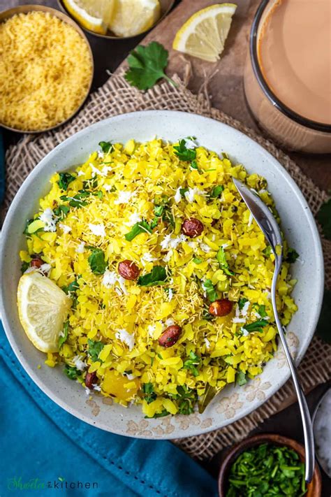 Poha (Kanda Pohe) is a traditional Maharashtrian Breakfast made with ...