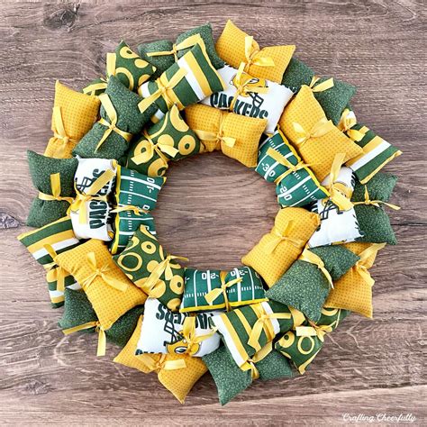 The Ultimate Guide to Pillow Wreaths - Crafting Cheerfully