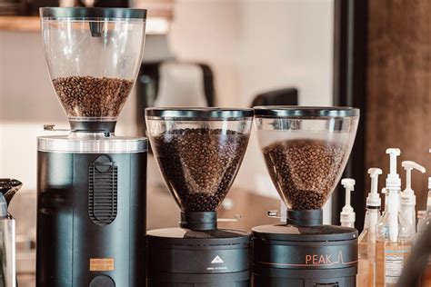 Mastering the Grind: How to Grind Coffee Beans for a Perfect Brew ...