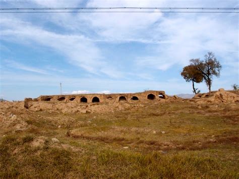 Ephemeral buildings, perpetual vernacular architecture: the abandoned ...