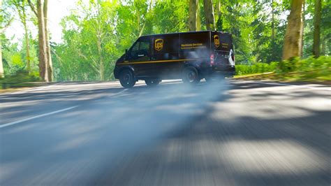 Ups truck slaying corners : r/ForzaHorizon