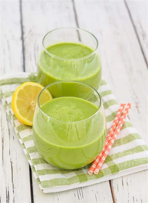 Kale Apple Smoothie | gluten & banana free | A Virtual Vegan