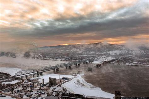 Krasnoyarsk Railway Bridge across River Yenissei - Krasnoyarsk