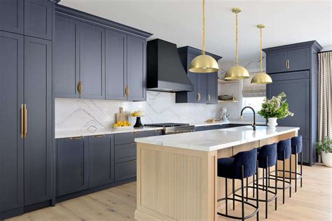 25 Navy Kitchen Cabinet Ideas to Refresh Your Space