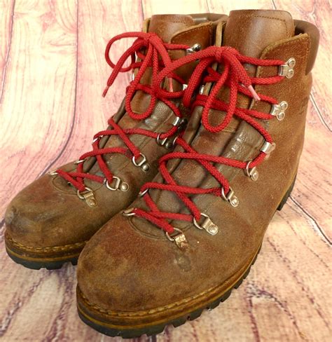 MEN'S RAiCHLE Boots Vintage Hiking Men SWiTZERLAND LEATHER | Etsy