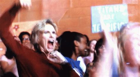 Glee Sue Sylvester GIF – Glee Sue Sylvester Cheering – GIFs entdecken ...