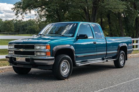 No Reserve: 1998 Chevrolet K2500 Silverado 6.5L Turbodiesel 5-Speed for sale on BaT Auctions ...