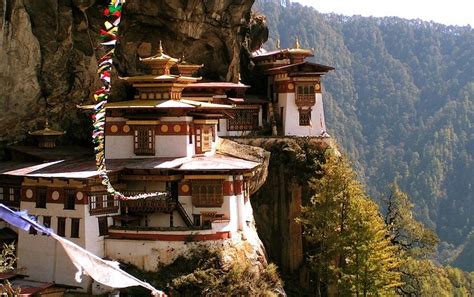 Paro Taktsang | | Alluring World