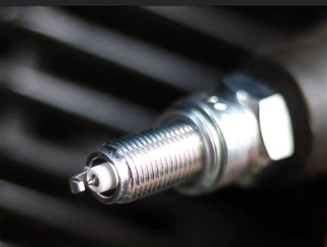 Iridium Spark Plugs: Uses, Benefits, Lifespan - Bike Restart