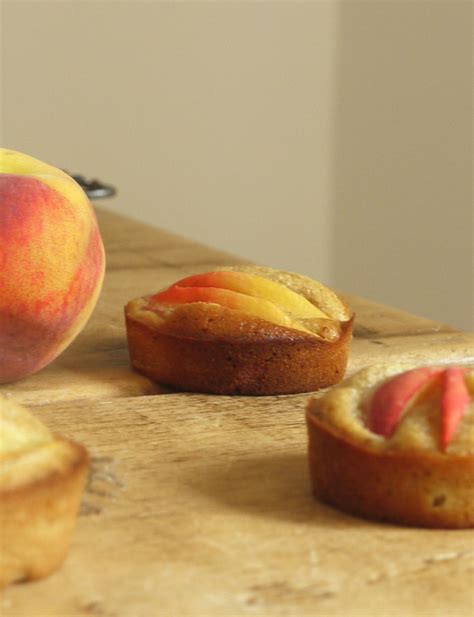 Peach & Almond Bun Cakes