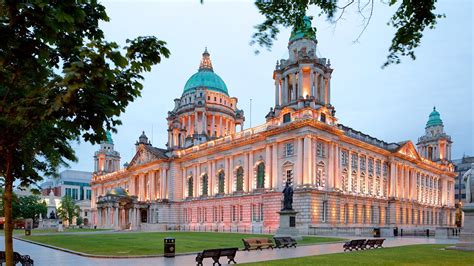 Belfast City Hall in Belfast | Expedia.co.uk