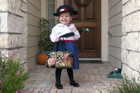 Mary Poppins Costume