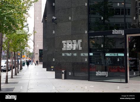 Ibm building new york hi-res stock photography and images - Alamy