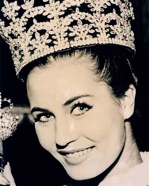 Rosemarie Frankland 1943 – 2000 | Miss world, World winner, Beauty event