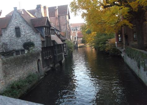 Review: Bruges Canal Tour - Unique Travel ExperiencesUnique Travel ...