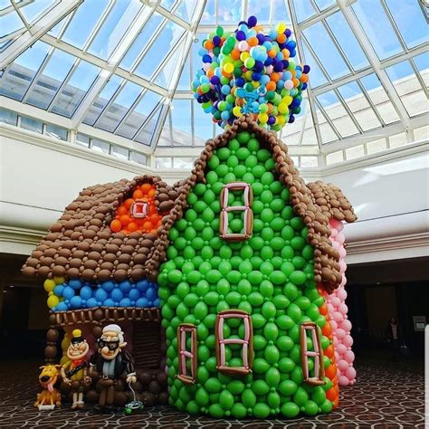 Balloon replica of the Disney Pixar's "UP" house made by Brian Getz at Kapital Kidvention 2020 ...