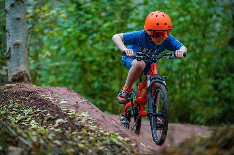 Black Mountain take adjustable children's bikes to bigger kids - Cycling Weekly