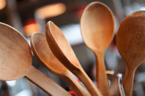 How to Clean a Smelly Wooden Spoon | Reader's Digest