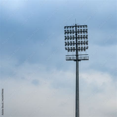 Cricket stadium flood lights poles at Delhi, India, Cricket Stadium ...