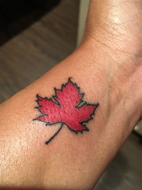 My maple leaf tattoo... ️🇨🇦 | Small shoulder tattoos, Maple leaf tattoo, Maple leaf tattoos