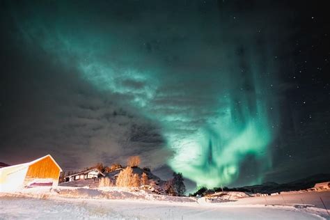 Tromso Norway Northern Lights October | Shelly Lighting