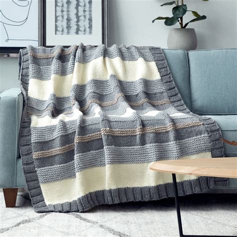 Bernat Simple Stripe Knit Blanket | Yarnspirations | Вязаные шерстяные ...