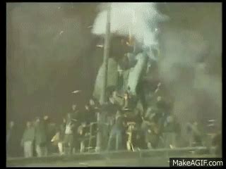 Moments in History - The Fall of the Berlin Wall on Make a GIF