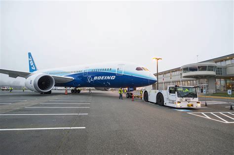 Boeing donates one of the original 787-8 Dreamliners to Museum of Flight, Seattle - Bangalore ...