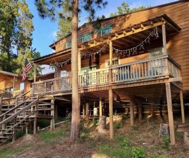 Lake Livingston, TX Cabin Rentals from $83 | HomeToGo