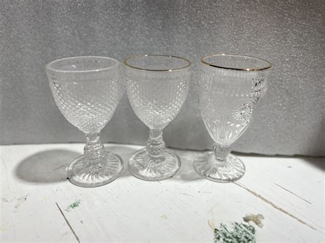 Goblet Glassware - Event Decor Supply