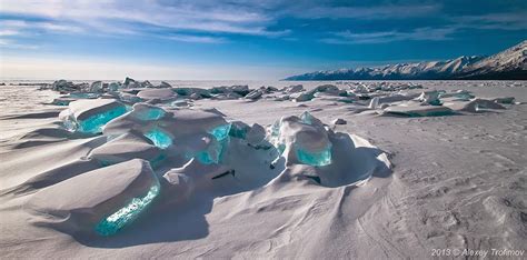 18 Beautiful Frozen Lakes, Oceans And Ponds That Resemble Fine Art - Snow Addiction - News about ...